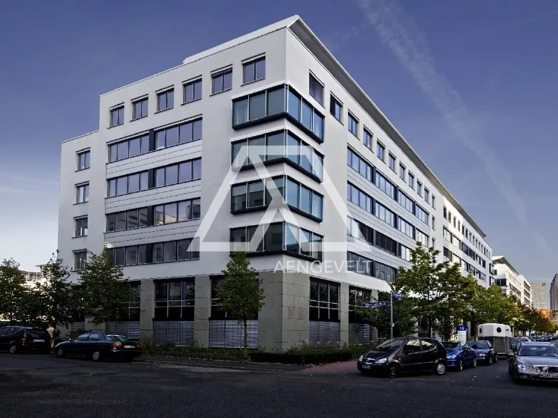 Außenansicht - Büro/Praxis mieten in Frankfurt am Main - FRANKLIN - Moderne und flexible Büroflächen