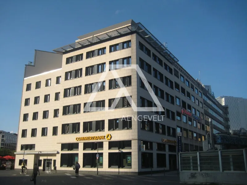 Außenansicht - Büro/Praxis mieten in Frankfurt am Main - top sanierte Büroflächen direkt am Goetheplatz