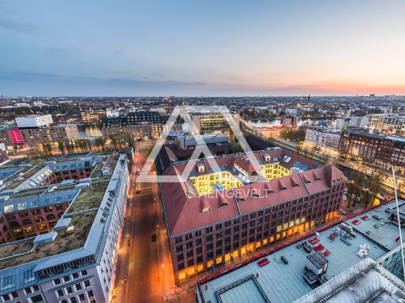 Gesamtansicht - Büro/Praxis mieten in Berlin - VON GLÜHLAMPENFABRIK ZUM ARBEITSPLATZ FÜR HELLE KÖPFE