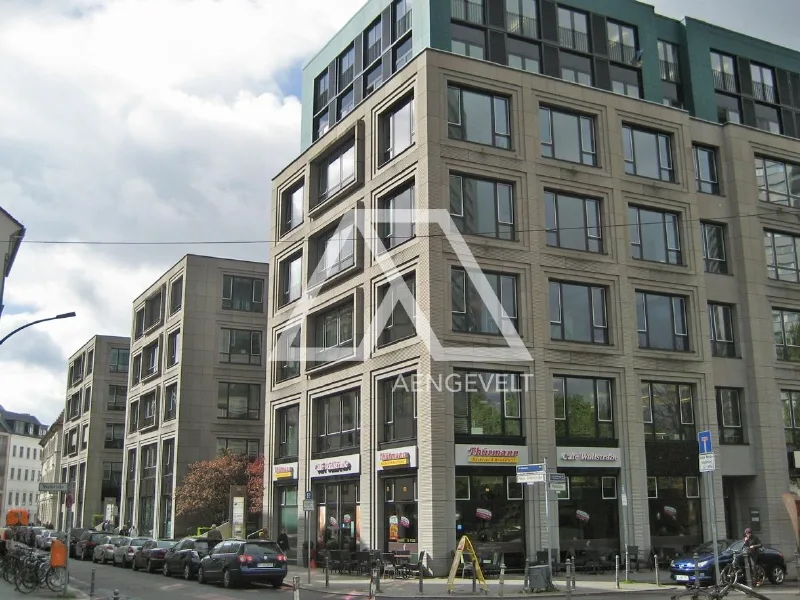 Außenansicht - Büro/Praxis mieten in Berlin - Modernes Bürogebäude direkt am Ufer der Spree