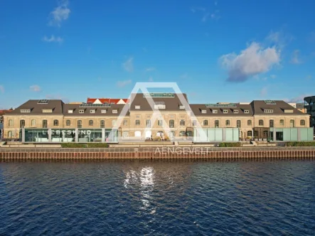 Titelbild - Büro/Praxis mieten in Berlin - Charmante Loftfläche im "Alten Getreidespeicher" mit Blick auf die Spree