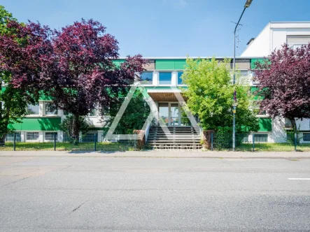 Außenansicht - Büro/Praxis mieten in Frankfurt am Main - Funktionale Büroflächen in Bergen-Enkheim