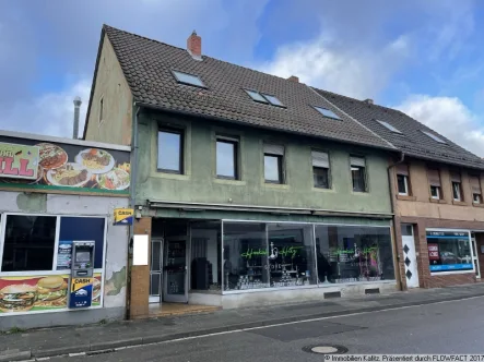 Straßenansicht - Haus kaufen in Landstuhl - Wohn- und Geschäftshaus im Zentrum von Landstuhl