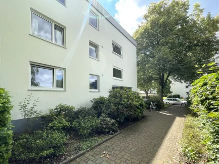 Hauszugang - Wohnung mieten in Bielefeld - Uninah und ruhig gelegen - inkl. EBK und Waschmaschine