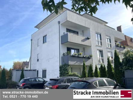 Rückwärtige Ansicht - Wohnung mieten in Bielefeld - Penthouse mit Sparrenburg-Blick im 5-Familienhaus