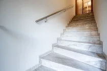 Treppe zur ersten Etage