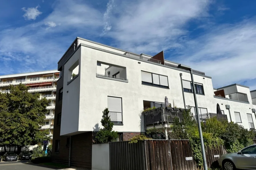  - Wohnung kaufen in Erkrath - Modernes Wohnen in Erkrath - top gepflegtes Maisonette-Penthouse mit zwei Terrassen!