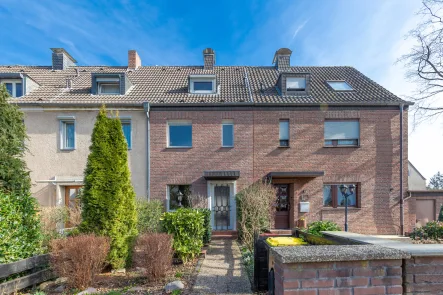  - Haus kaufen in Krefeld / Bockum - Ein Zuhause mit Geschichte und Zukunft – Ihr Familienglück in Krefeld-Bockum!