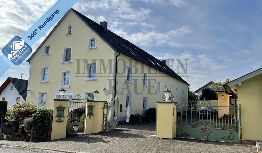 Außenansicht - Haus kaufen in Reinsfeld - LUXURIÖSES ANWESEN MIT GÄSTEHAUS - VIEL PLATZ ZUM WOHNEN UND ARBEITEN - SOFORT FREI