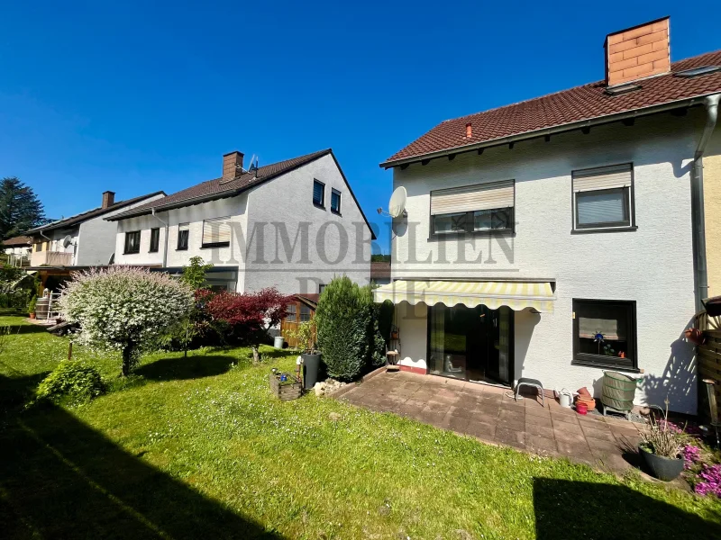 Rückansicht - Haus kaufen in Saarbrücken-Jägersfreude - FAMILIENFREUNDLICHES 1 FAMILIENHAUS IN SACKGASSE VON JÄGERSFREUDE - SOFORT FREI