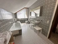 Badezimmer Ansicht 1