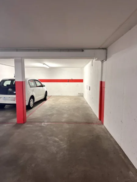 Tiefgaragenstellplatz 2