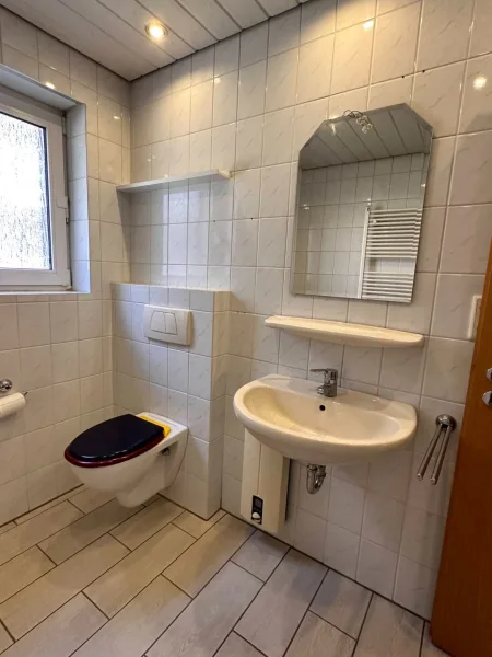 Badezimmer Ansicht 2