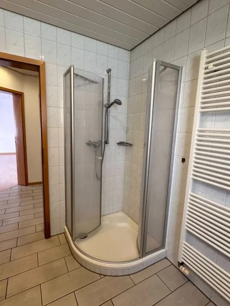 Badezimmer Ansicht 3