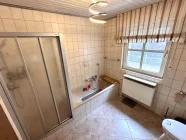 Badezimmer Ansicht 2