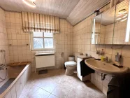 Badezimmer Ansicht 1