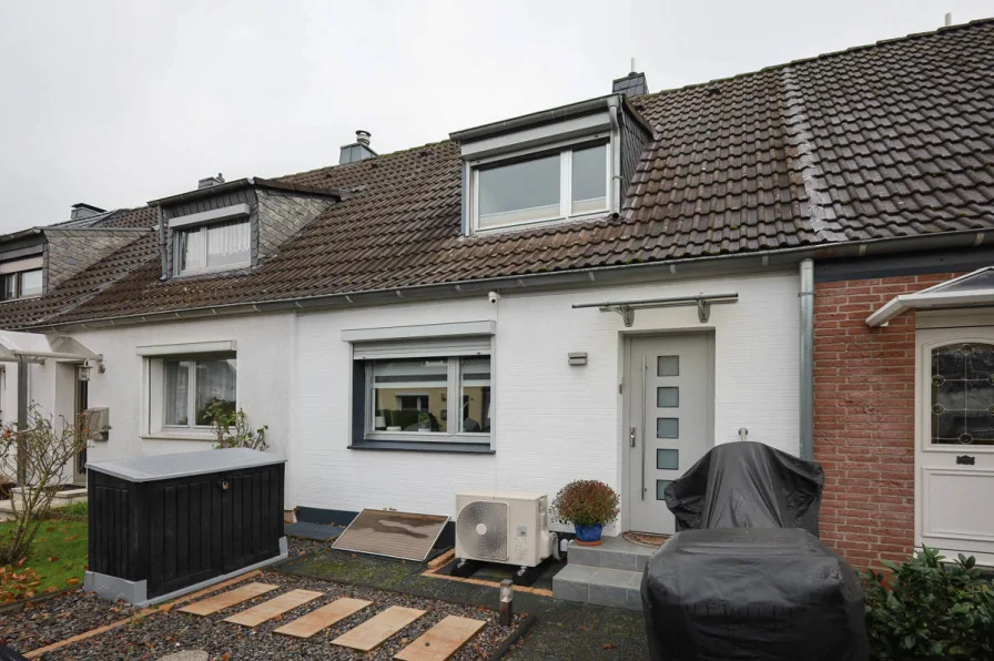 Titelbild - Haus kaufen in Hilden - Leben im Einklang von Stadt und Natur