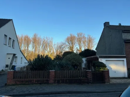 Baufenster - Grundstück kaufen in Mönchengladbach - Traumgrundstück am Niersgrünzug