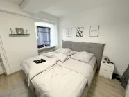 Schlafzimmer (EG)