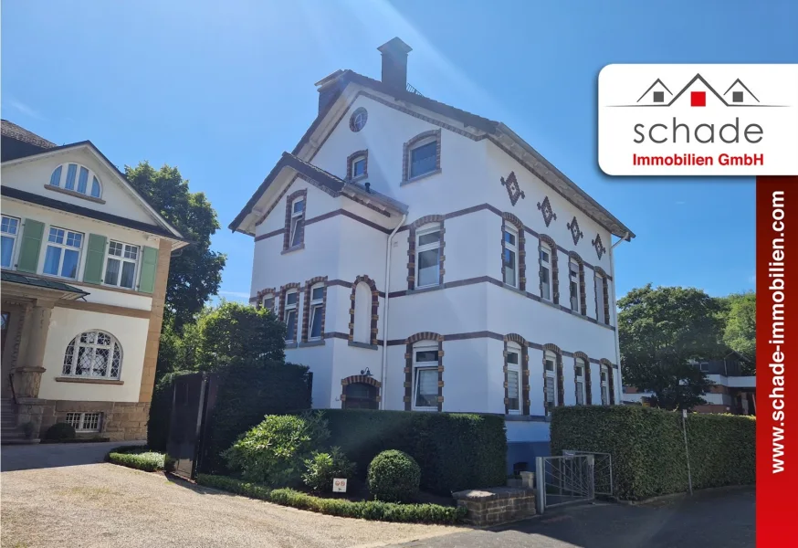 Titelbild - Wohnung mieten in Plettenberg - SCHADE IMMOBILIEN - Erstbezug nach Renovierung! 3-Zi-Whg. im Zentrum von Plettenberg zu vermieten!