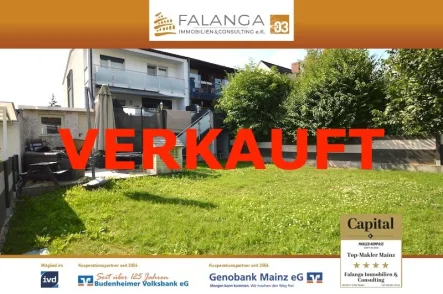 Titel Gartenseite - Haus kaufen in Walluf - FALANGA IMMOBILIEN-Top modernisiertes REH mit viel Platz & herrlichen Sonnengarten in begehrter Wallufer Familienlage