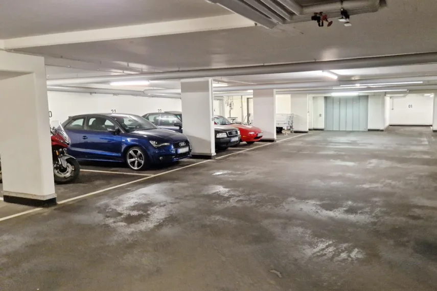 Stellplatz In Moderner Tiefgarage Mit Nur 24 Plätzen | Immobilie1