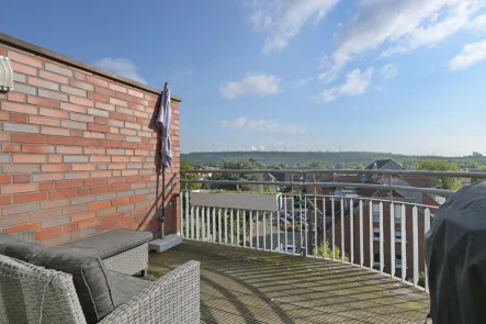 Balkon - Wohnung kaufen in Grevenbroich / Stadtmitte - über Ihnen ist nur noch der Himmel