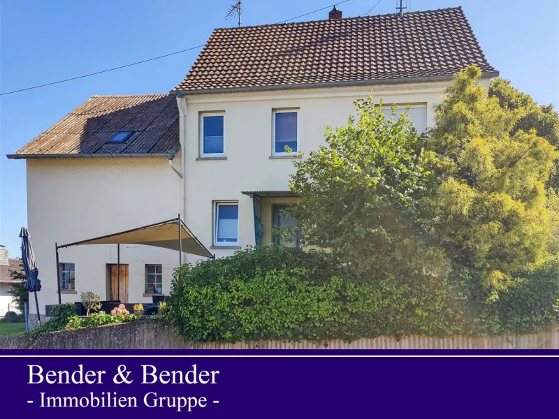 Objektansicht - Haus kaufen in Fluterschen - Vermietetes Einfamilienhaus auf großem Grundstück nahe Altenkirchen!