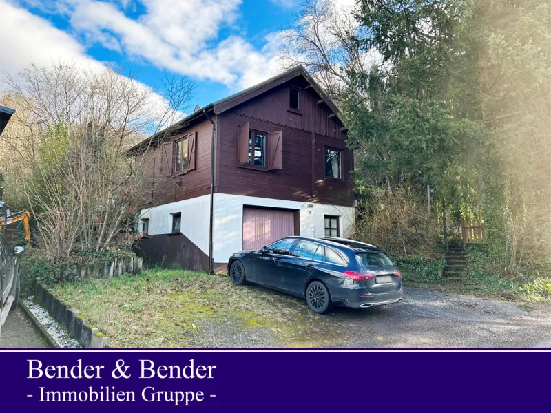 www.bender-immobilien.de_1 - Haus kaufen in Windeck - Wochenendhaus mit Garage in Ortsrandlage von Windeck!