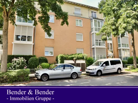 www.bender-immobilien.de - Wohnung kaufen in Köln / Urbach - Gepflegte 3-Zimmer-Wohnung mit Balkon in zentraler Lage von Porz / Urbach!