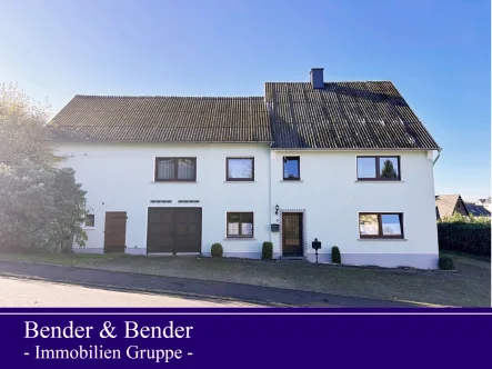 www.bender-immobilien.de - Haus kaufen in Höchstenbach - Einfamilienhaus mit großem Gartengrundstück und Ausbaureserve - Nähe Hachenburg!