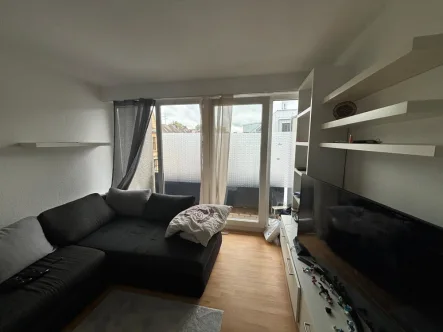 Zimmer - Wohnung mieten in Köln - Helles 1-Zimmer Apartment in der Innen Stadt