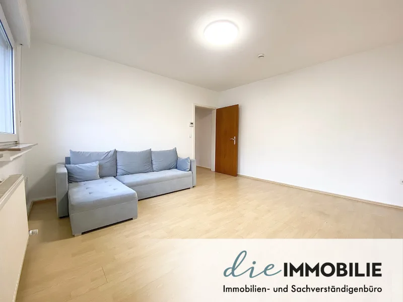 Wohnzimmer - Wohnung mieten in Bergisch Gladbach - 2-Zimmer-Wohnung in Bergisch Gladbach, Katterbach!