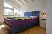 Schlafzimmer DG