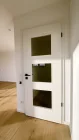 Tür mit Glaseinsatz