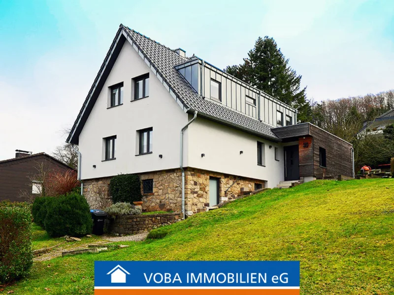 Bild1 - Haus kaufen in Stolberg (Rhld.) - Chic und modernisiert!