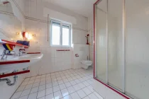 1 OG. Badezimmer 