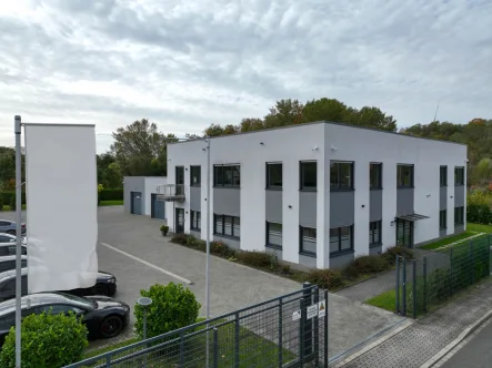 Außenaufnahmen - Büro/Praxis mieten in Lünen - Repräsentative Büroflächen und Lagerhalle in verkehrsgünstiger Lage von Lünen