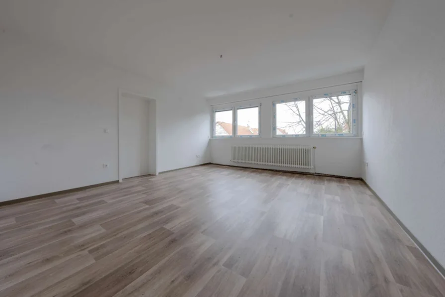 Wohnzimmer - Wohnung mieten in Lünen - Großzügige 2-Zimmer-Wohnung in zentrumsnaher Lage