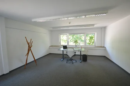  - Büro/Praxis mieten in Mönchengladbach / Neuwerk-Mitte - 31,5 m² großer Büroraum mit inkludierten Serviceleistungen im NEUWERKER Business Office zu vermieten