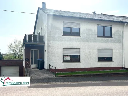 Frontansicht - Haus mieten in Freudenburg - FREUDENBURG: 150 m² Wohnhaus zu vermieten