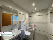 Badezimmer EG