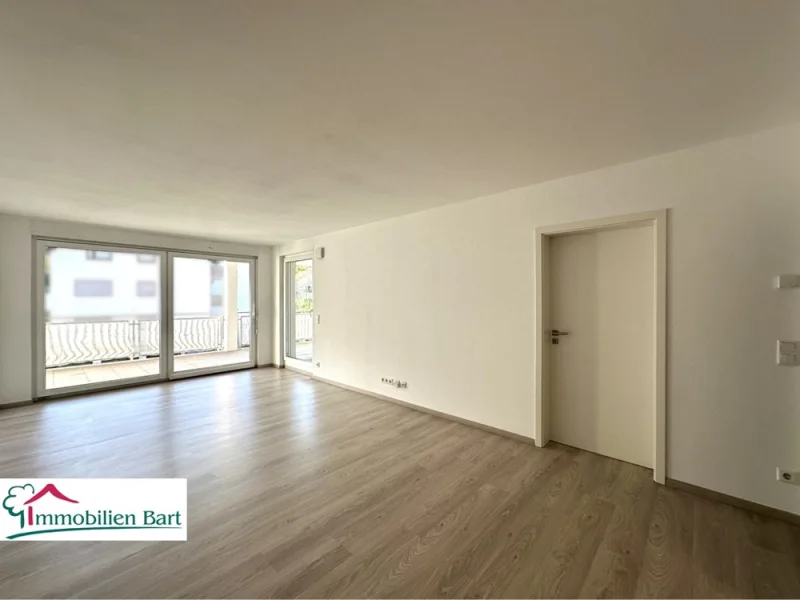 Wohn-/Esszimmer - Wohnung mieten in Merzig - MERZIG DIREKT:MODERNE MIETWOHNUNG MIT GROßER, ÜBERDACHTER LOGGIA!