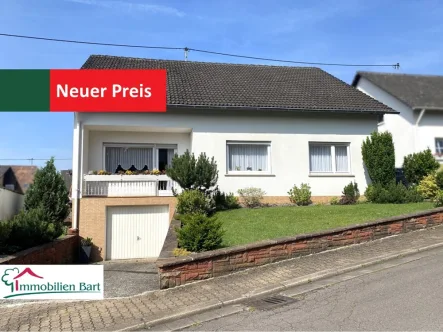 Titelbild_neuer Preis - Haus kaufen in Mettlach / Keuchingen - METTLACH/KEUCHINGEN: GEPFLEGTES EINFAMILIENHAUS AUF EINEM 631 M² GROSSEM GRUNDSTÜCK IN RUHIGER LAGE