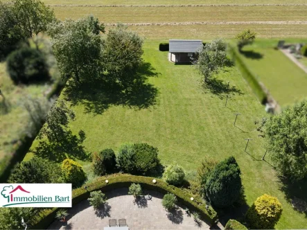 Garten  - Haus kaufen in Mettlach / Faha - GRENZNÄHE: 200 M² WFL. MIT 4 SCHLAFZIMMERN + GR. GARAGE IN NATURNAHER LAGE !