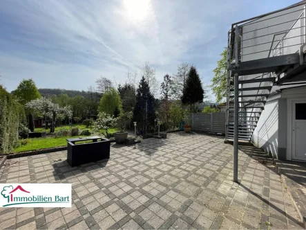 Terrasse - Haus kaufen in Merzig / Brotdorf - MERZIG: 195 M² WOHNHAUS MIT TOLLEM GARTEN