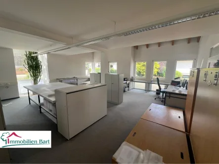 Großraumbüro  - Büro/Praxis kaufen in Wadern - 300 M² MODERNES BÜRO / VIELSEITIGE NUTZUNG MÖGLICH