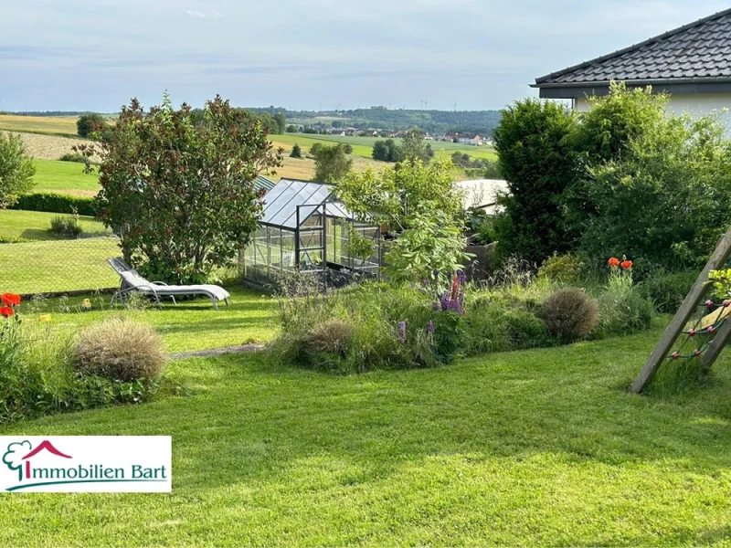 Garten - Haus kaufen in Freudenburg - GRENZBEREICH LUXEMBURG: WOHNHAUS MIT SEP. BAUGRUNDSTÜCK