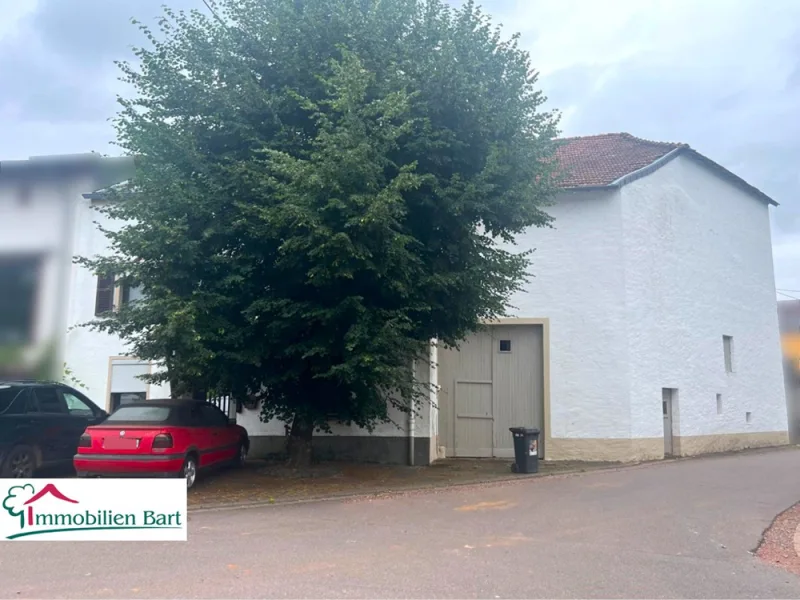 Straßenansicht  - Haus kaufen in Perl / Nennig - WOHNHAUS ZUM RENOVIEREN, GRENZE L-REMICH