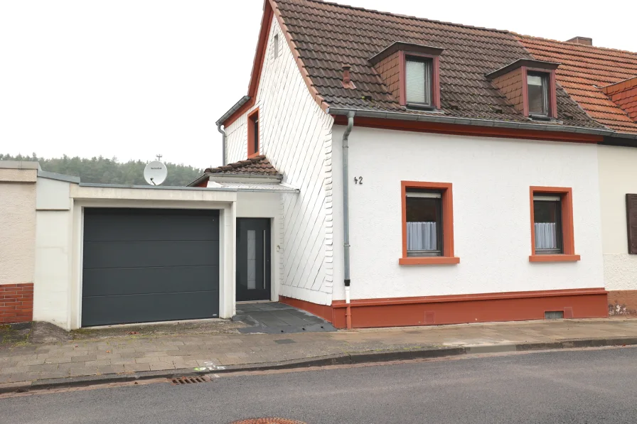 G30A1923 - Haus kaufen in Kaiserslautern - Ein Haus mit Aussicht!